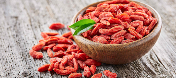 Goji (uscate) (per 100 gr)