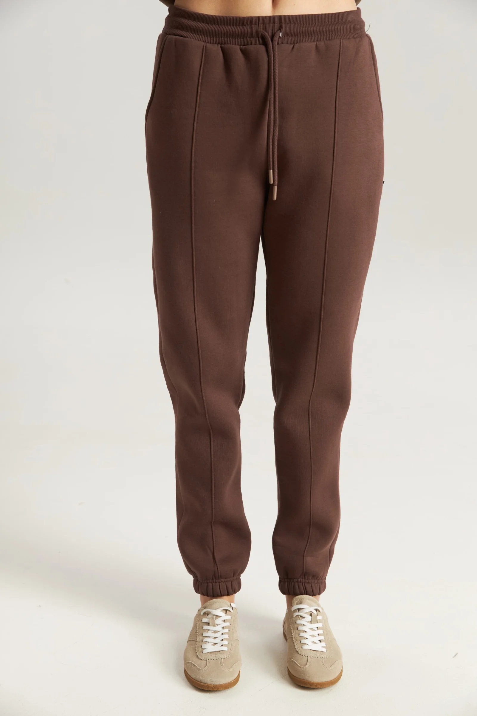 Pantaloni pentru dame cu buzunare